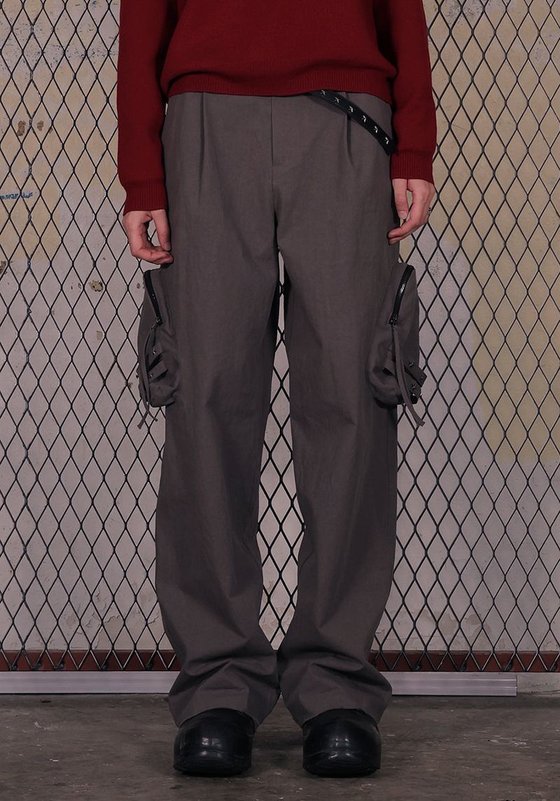 RIVET STRAP POCKET PANTS_GRAY