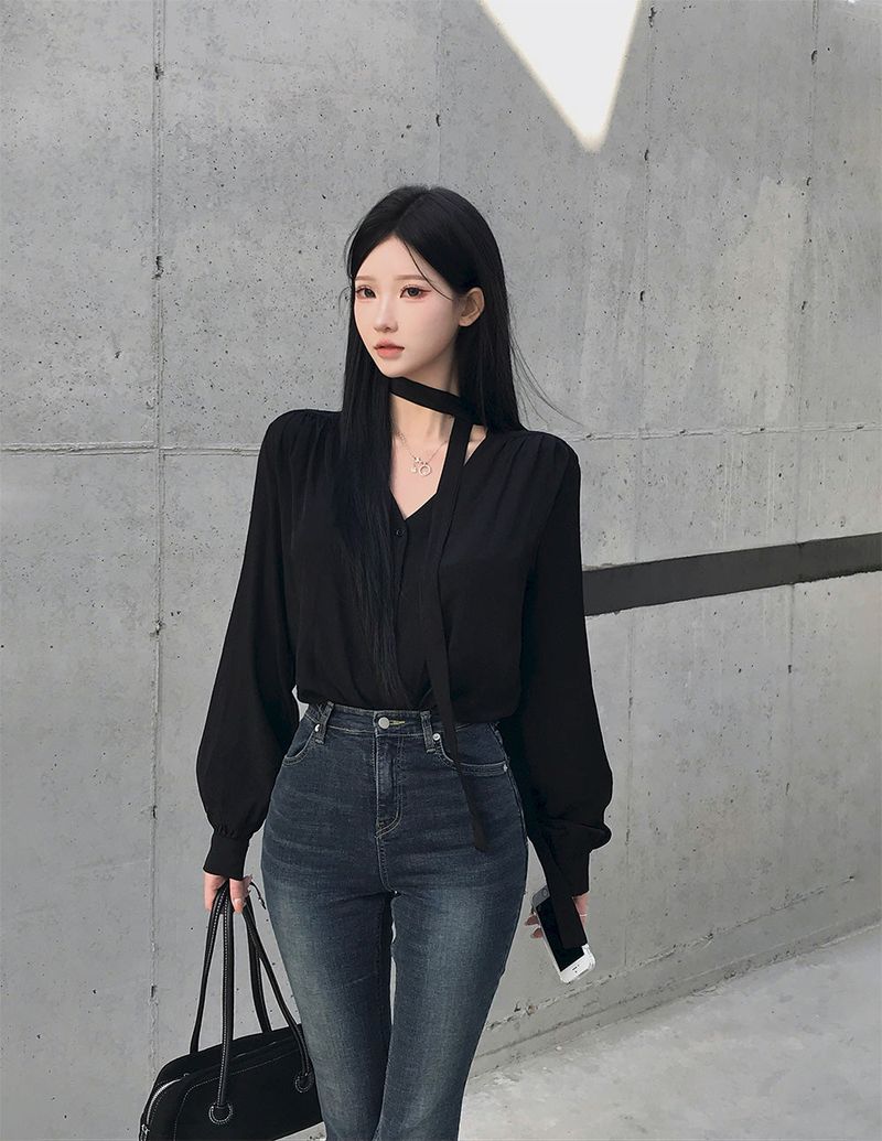 [Bellide made] Denzel silk V-neck blouse with tie