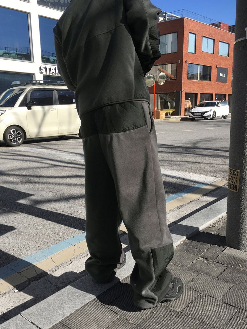 HOLY IN CODE（ホーリーインコード）の「No.1521 fleece CR set-up banding PT (3color)（Pants）」