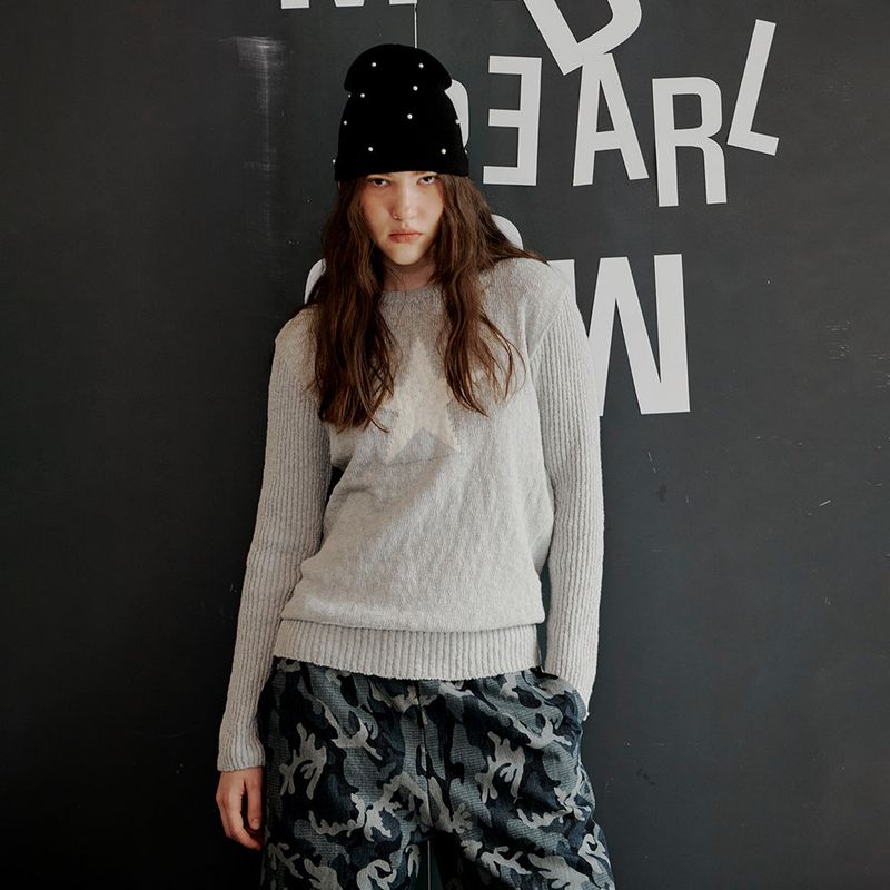 AACA（アカ）の「Star Intarsia Knit Grey（Tops）」