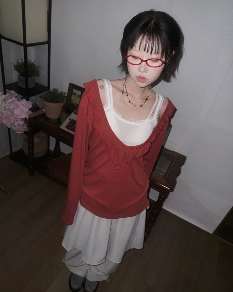 (3color) Delicate Lace Inner Sleeveless Top