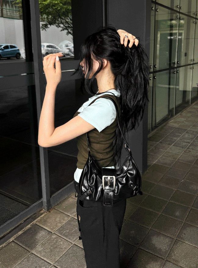[1+1] Essential Square Neck Sleeveless