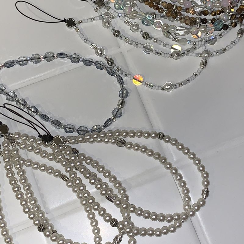 LOVE PEARL PHONE STRAP
