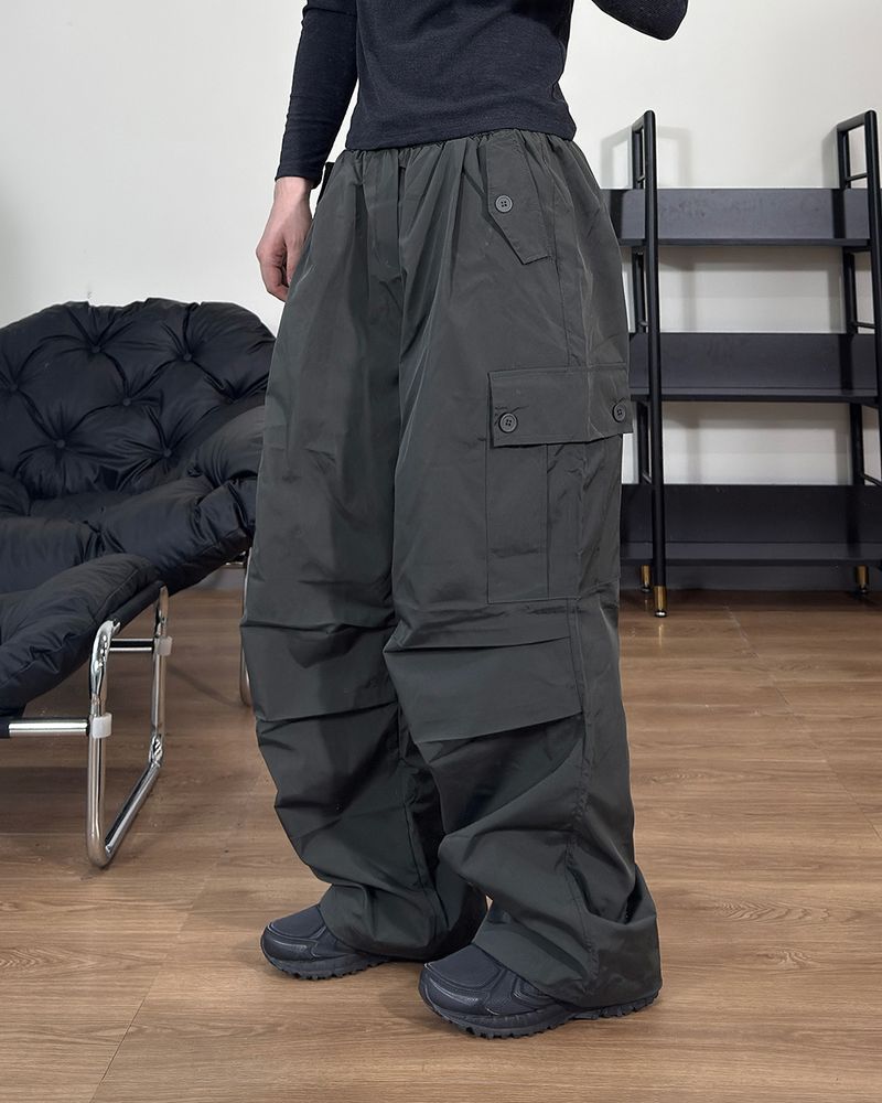 Cropped Button Pocket Wide Pants