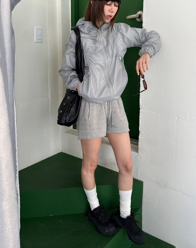 slit wind breaker