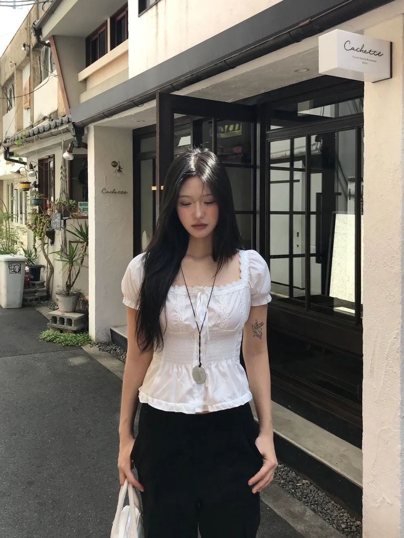Romy Square Lace Ribbon Puff Smoke Blouse