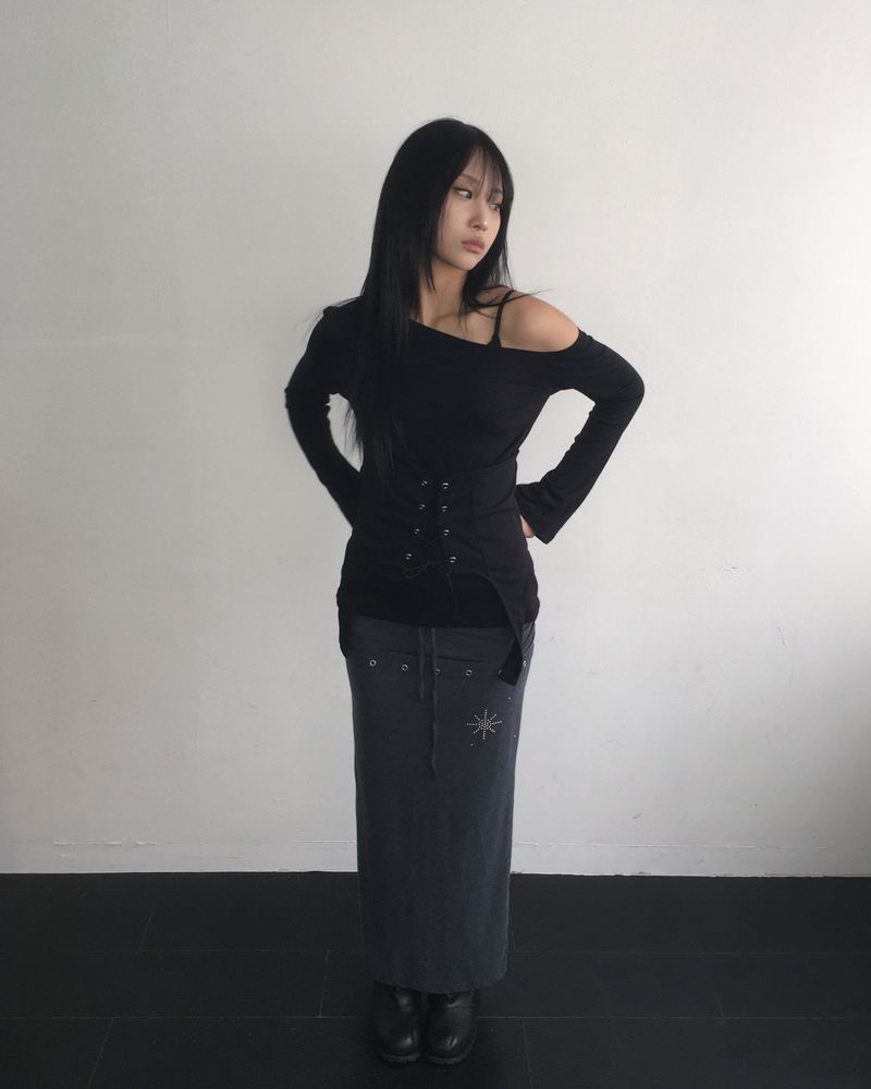 Layered stud long skirt