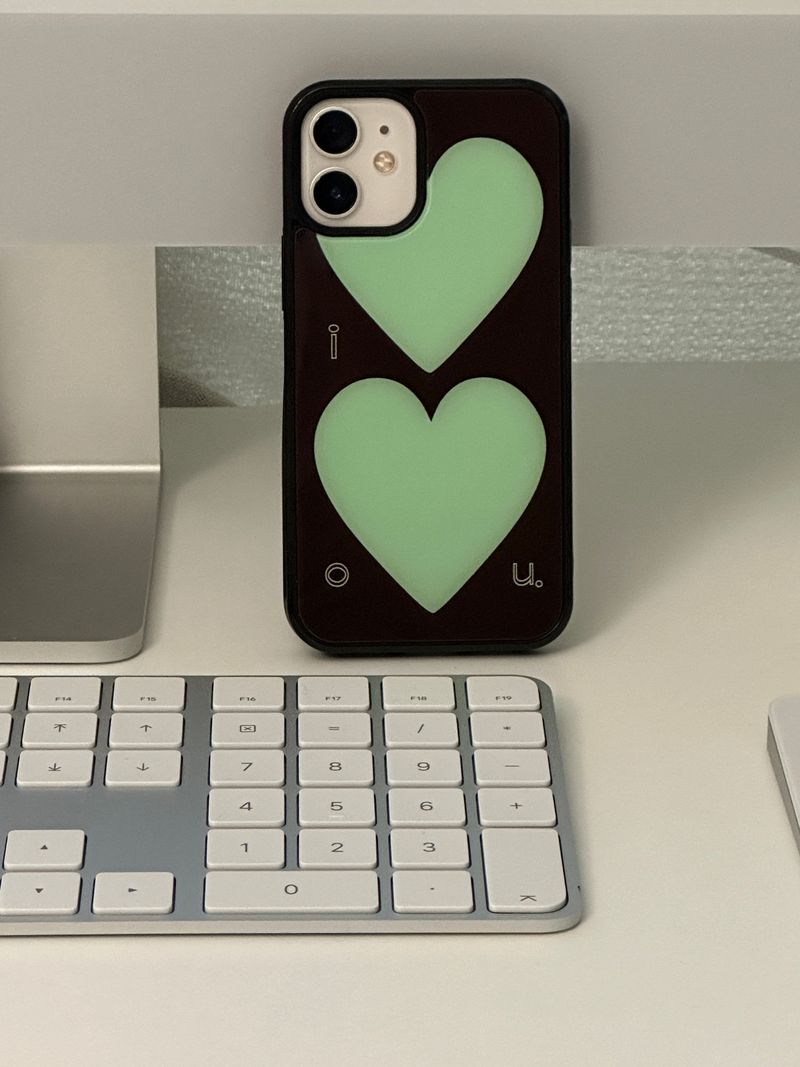 chocolate heart mint case (epoxy)