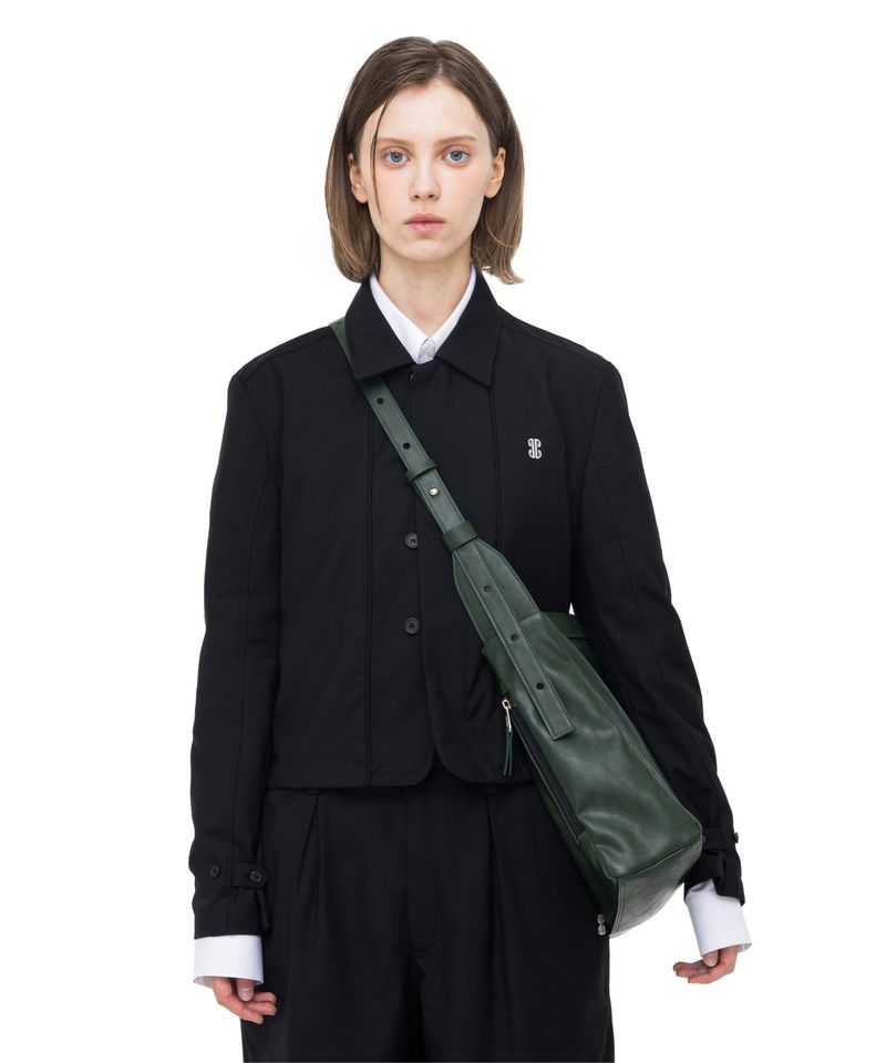 IUGAMAKARAS（イウガマカラス）の「Hem Button Crop Jacket (Black)（Jackets/Outerwear）」