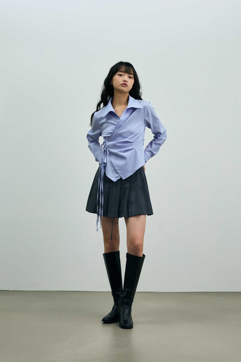 EVE STRIPE WRAP SHIRT / SKY BLUE
