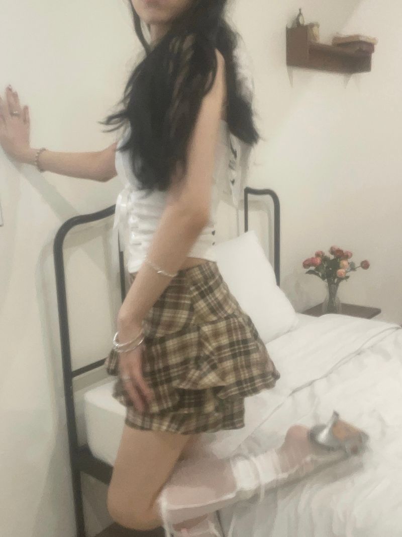 Frill checker skirt pants