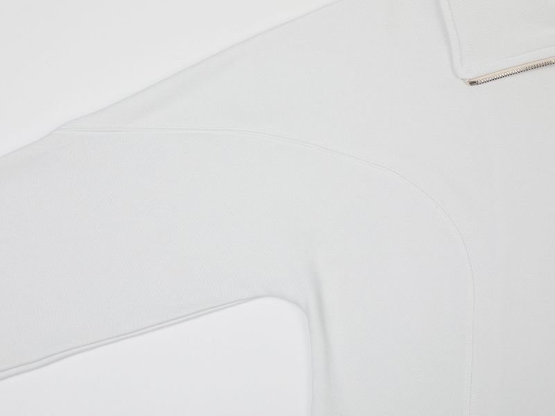 ROUND TWO WAY COLLAR ZIP (WHITE)