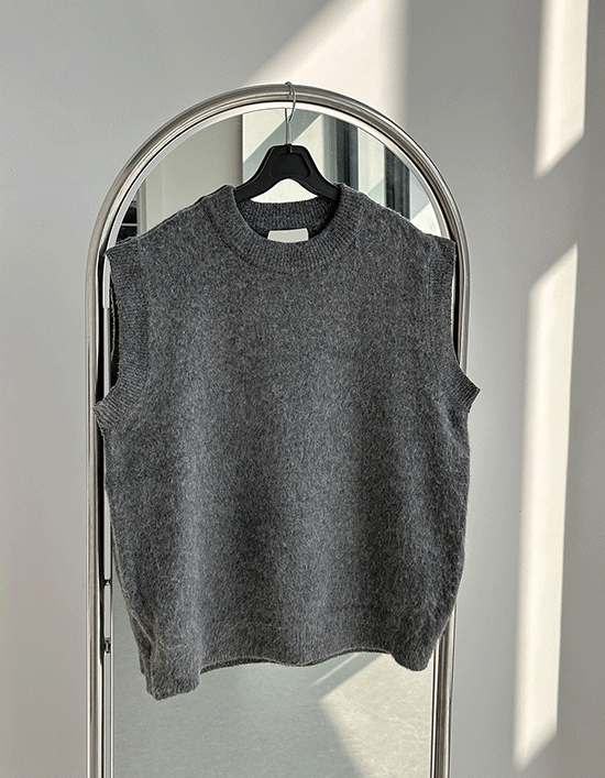 ASCLO(エジュクロ)の「SP Napping Knit Vest (4color)(Tops)」