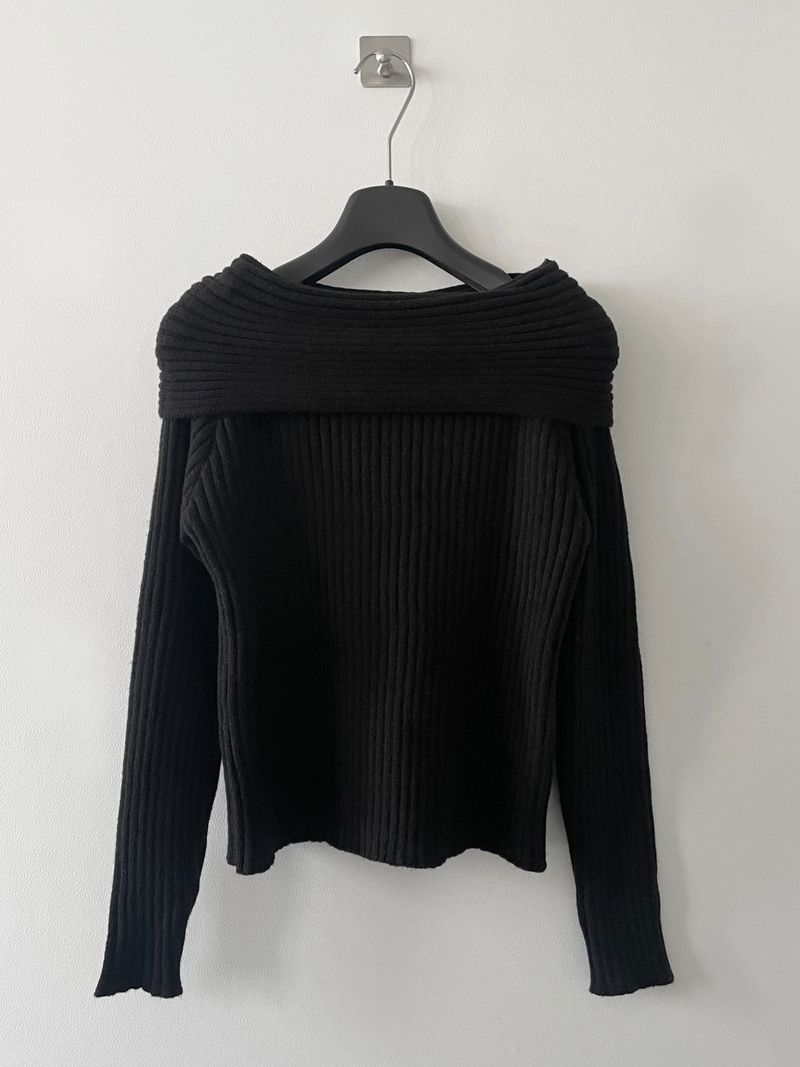 Drape feminine shoulder golgi knit
