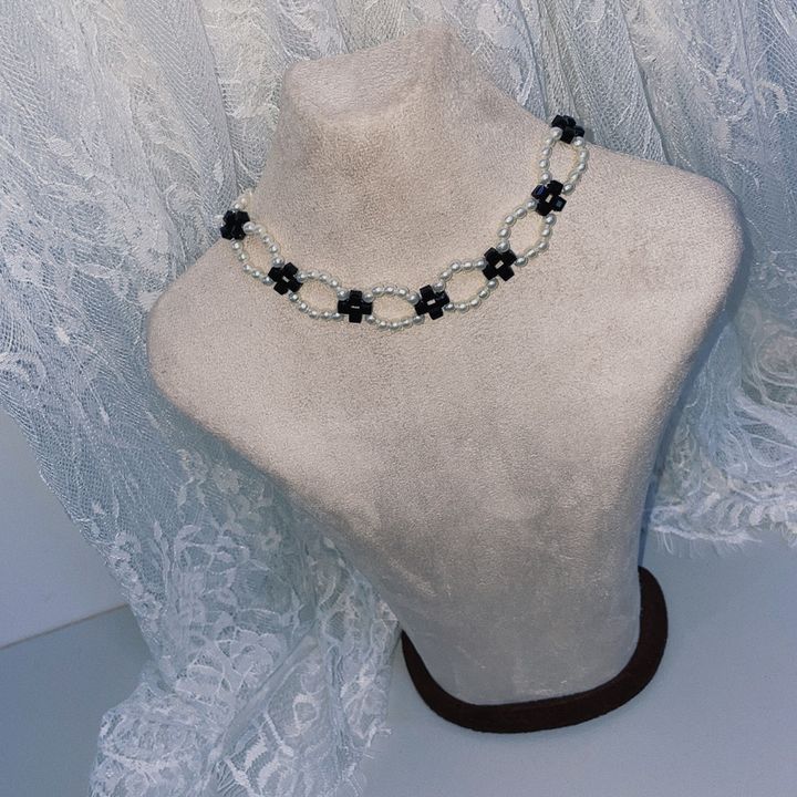 mix pearl ribbon tie choker