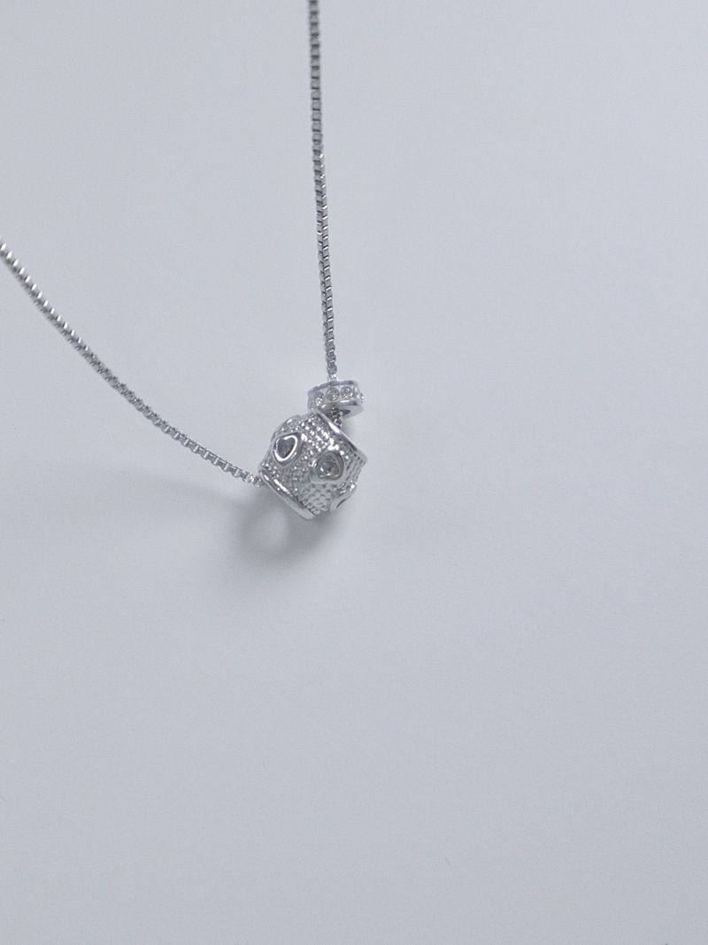 metal heart ball necklace