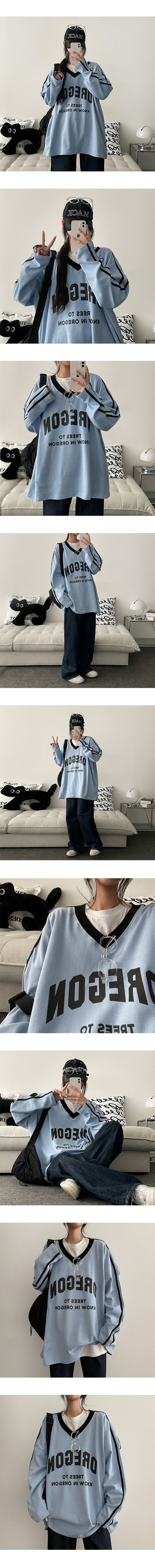 Kukin Colored V-Neck Boxy Sweatshirt