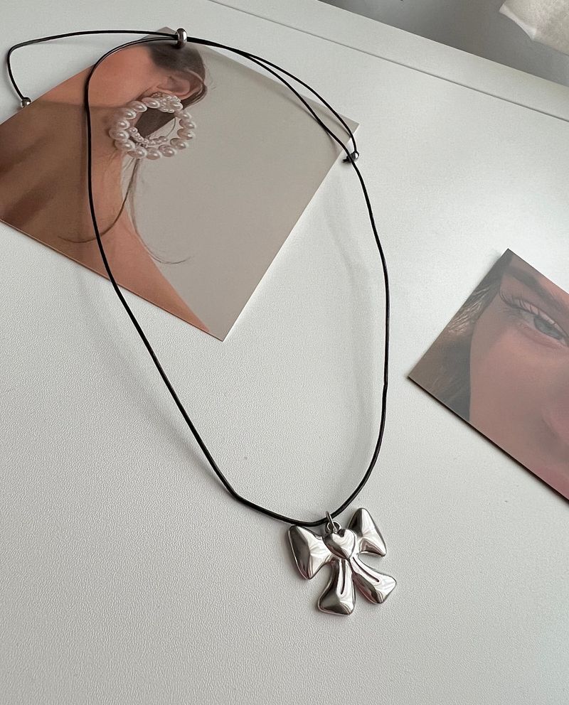 yun Big Ribbon Heart Stainless Steel Cowhide Rope Strap Strap Long Layered Necklace