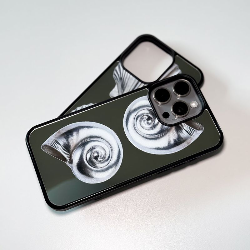 NTA Silverborn Concha Bumper Mirror Phone Case