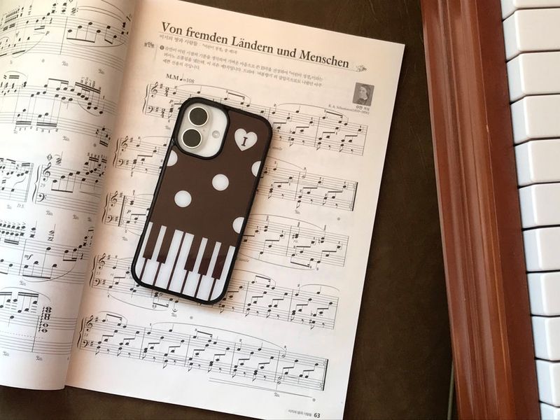 piano melody case - brown