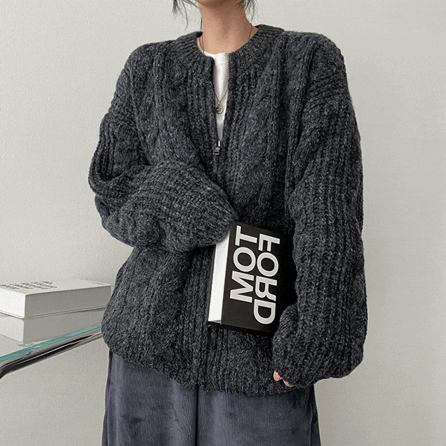 hijjoo（ハイチュー）の「Guipu Thick Twisted Knitwear Zip-up（Tops）」