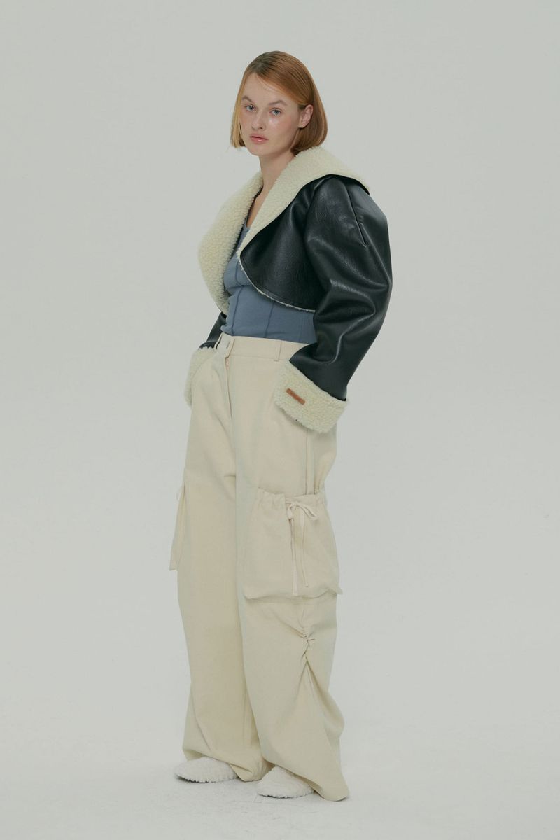 POCKET SHIRRING WIDE PANTS / IVORY