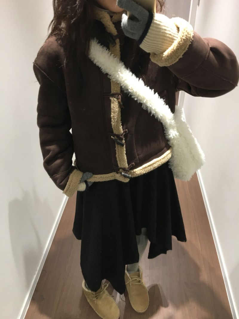 Femme Duffle Hooded Faux Shearling Jacket (2color)