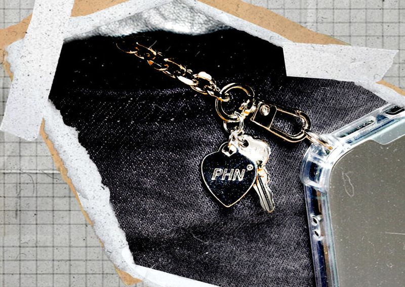 486 SILVER CHAIN PHONE CASE (SHORT)