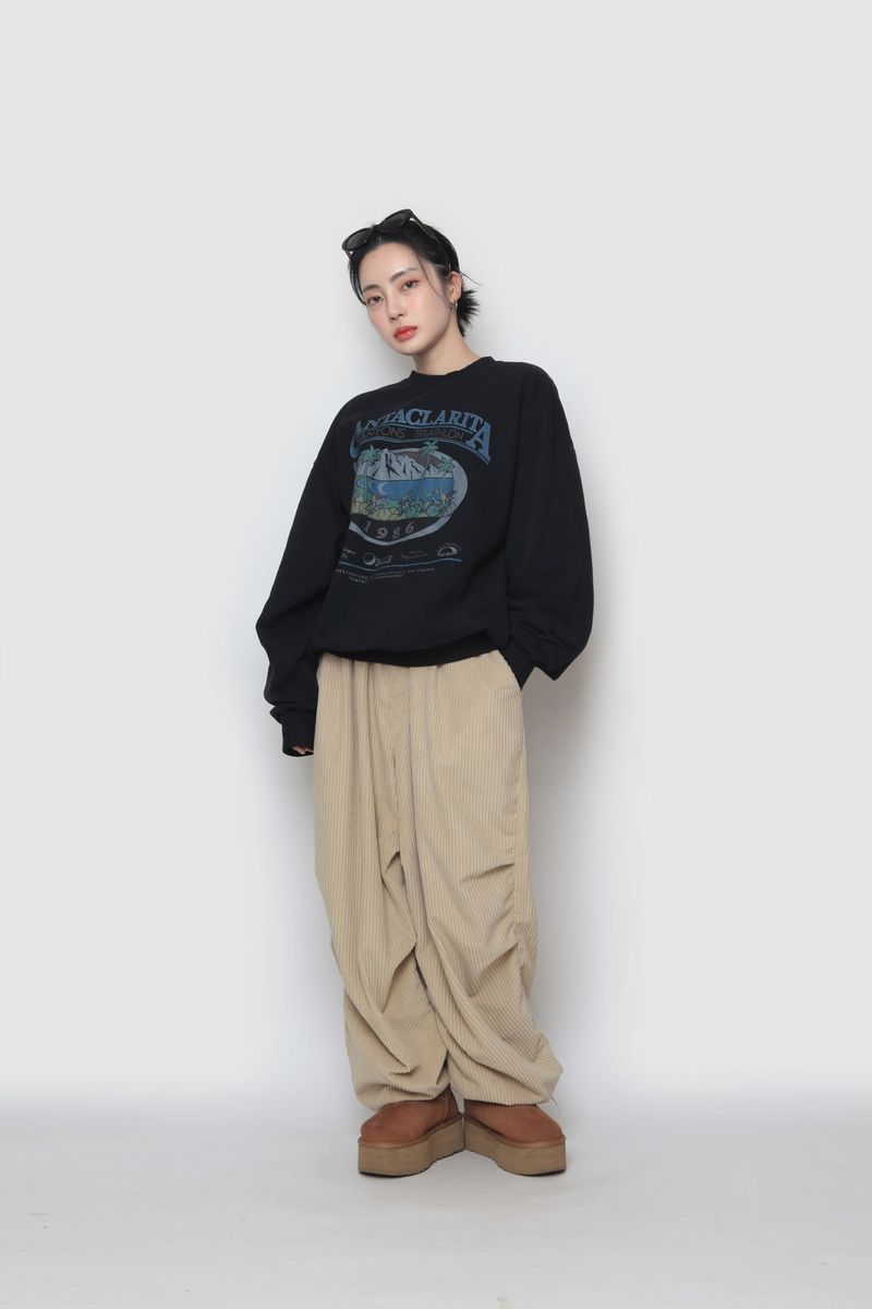 Santa Clarita sweatshirt