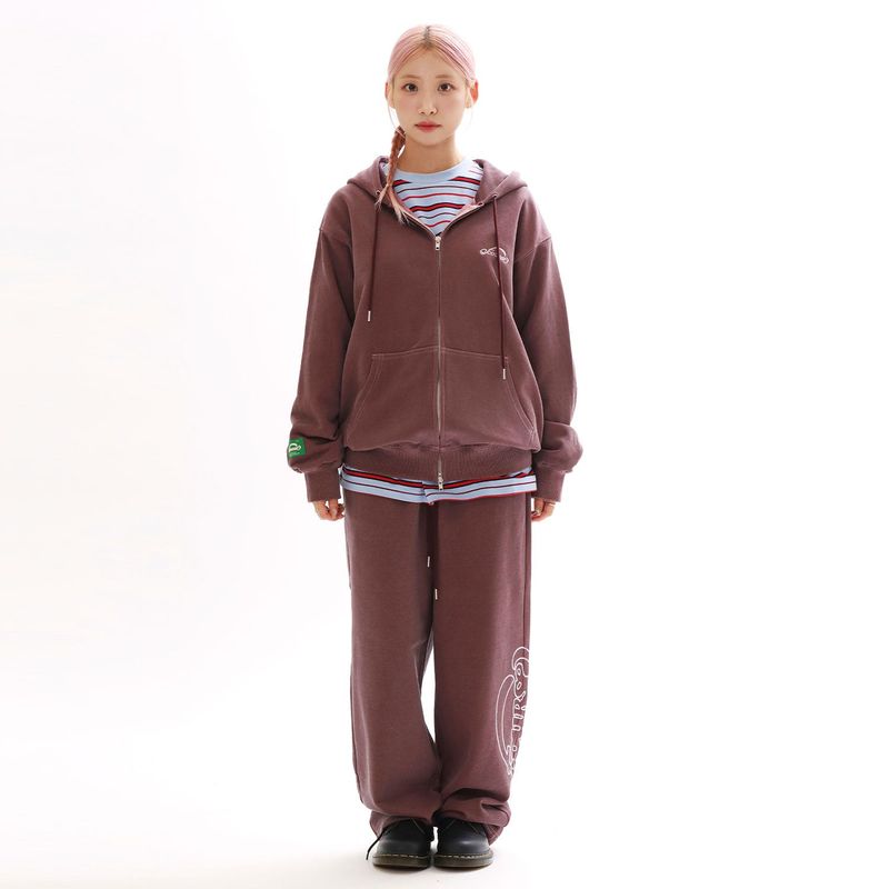 OFCOURSEWHYNOT（オブコースワイノット）の「ハートフェルト P/G スウェットパンツ_バーガンディー（パンツ）」