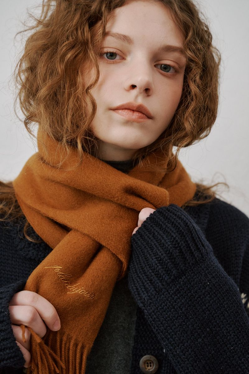 Fringe wool muffler (Red)