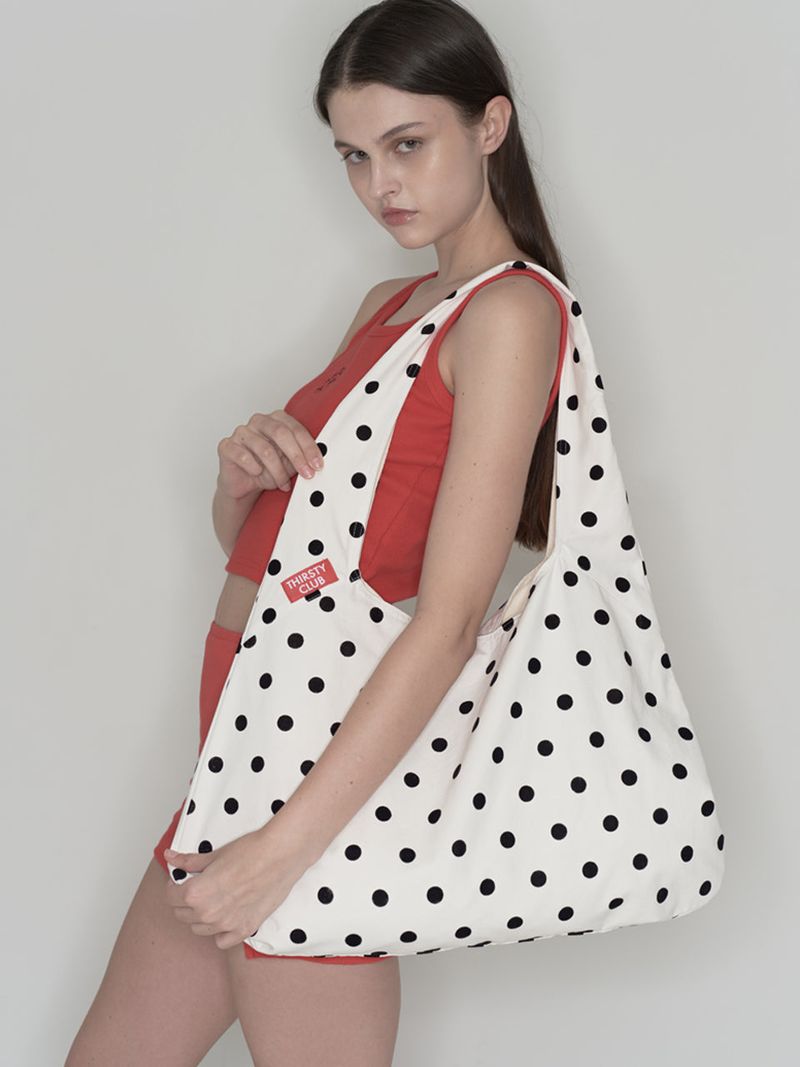 Thirsty Club（サースティー クラブ）の「Big hobo bag - White polka dot (Reversible) / Free Gift（Bags）」