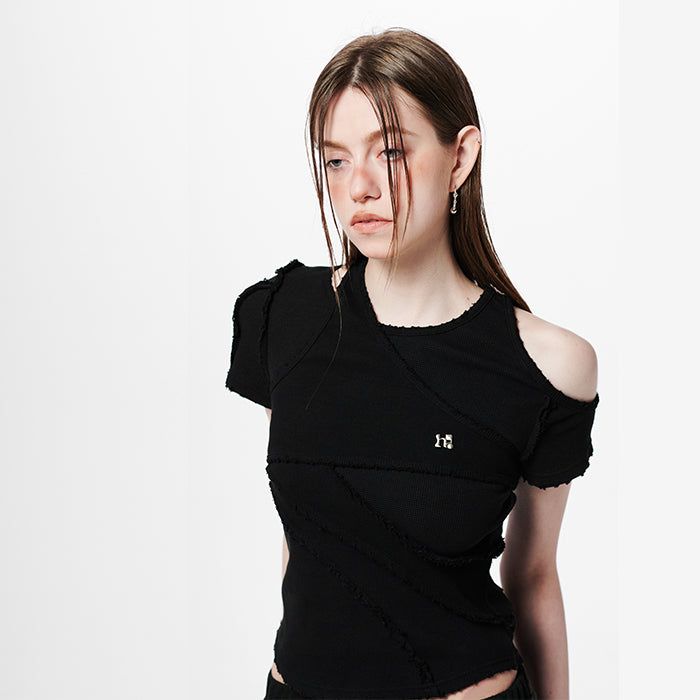 レイヤードオフショルダースリムTシャツ