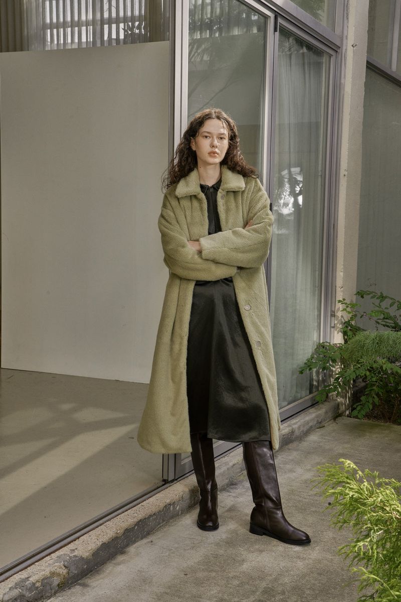 FAKE FUR LONG COAT_GREEN TEA