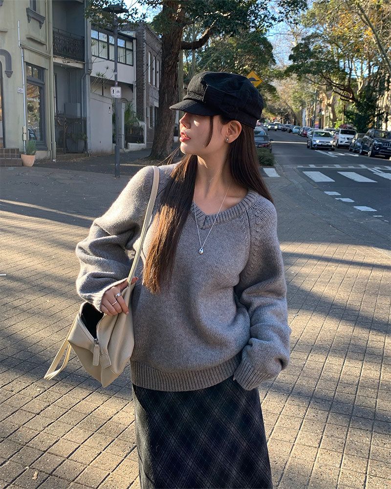 [ORIGINAL] Derr V-Neck Loose-Fit Knit