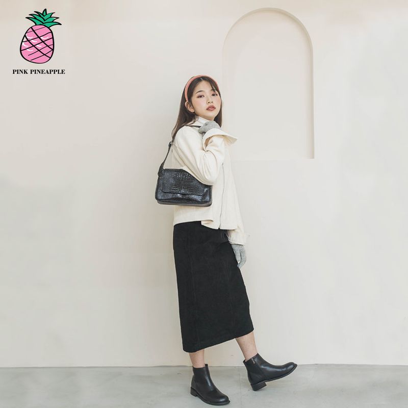 PINK PINEAPPLE（ピンクパイナップル）の「CORDUROY H LONG SKIRT（Skirts）」