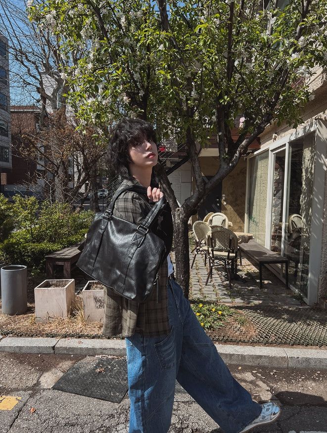 2PLAN（ツープラン）の「Multi-Utility Leather Bag（Bags）」