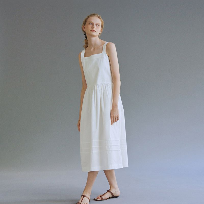 URAGO（ユラゴ）の「Emilie sleeveless dress（Dresses）」