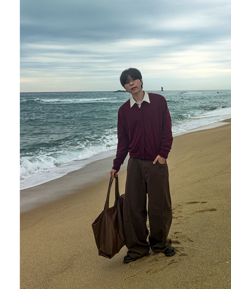 Orbit cut wide cotton pants