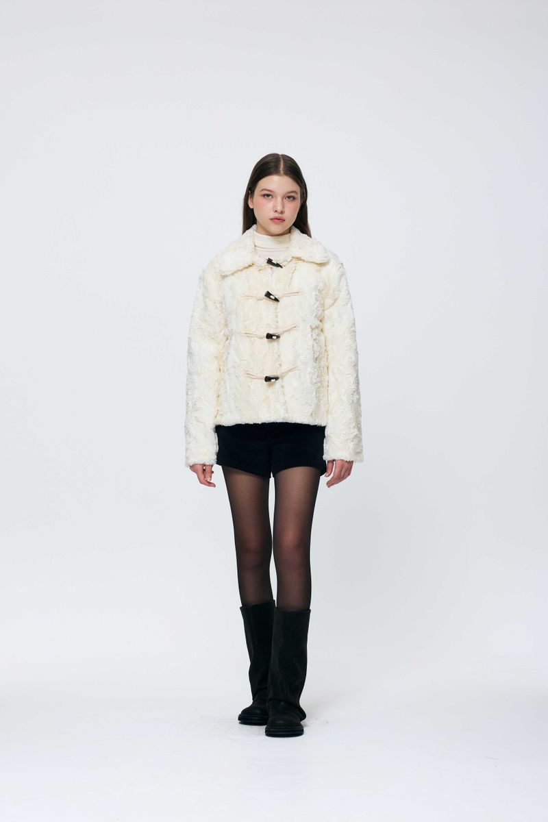 COZY FUR JACKET / WHITE