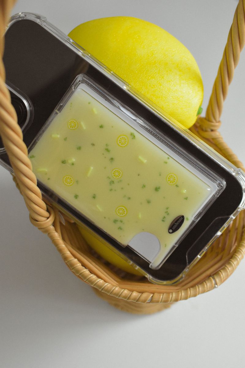 Lemon Dill Butter Magsafe Card Wallet