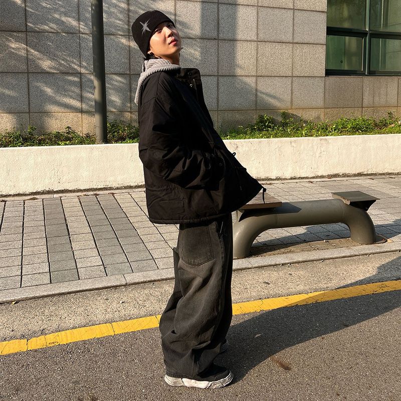 a woolly dumbbell short parka
