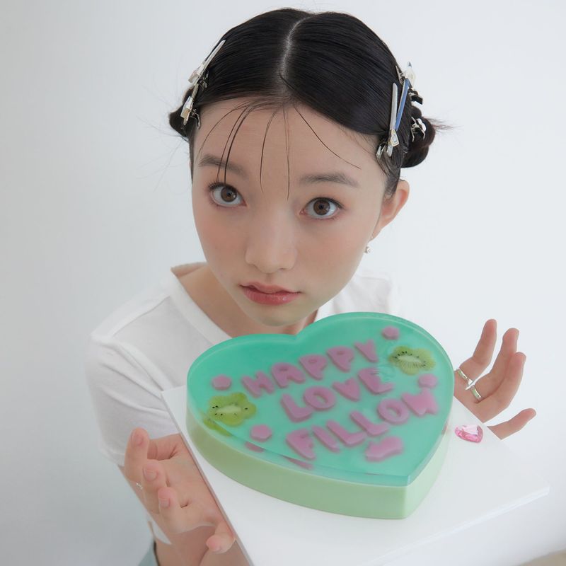 パフィーヘアクリップpuffy heart hair clip