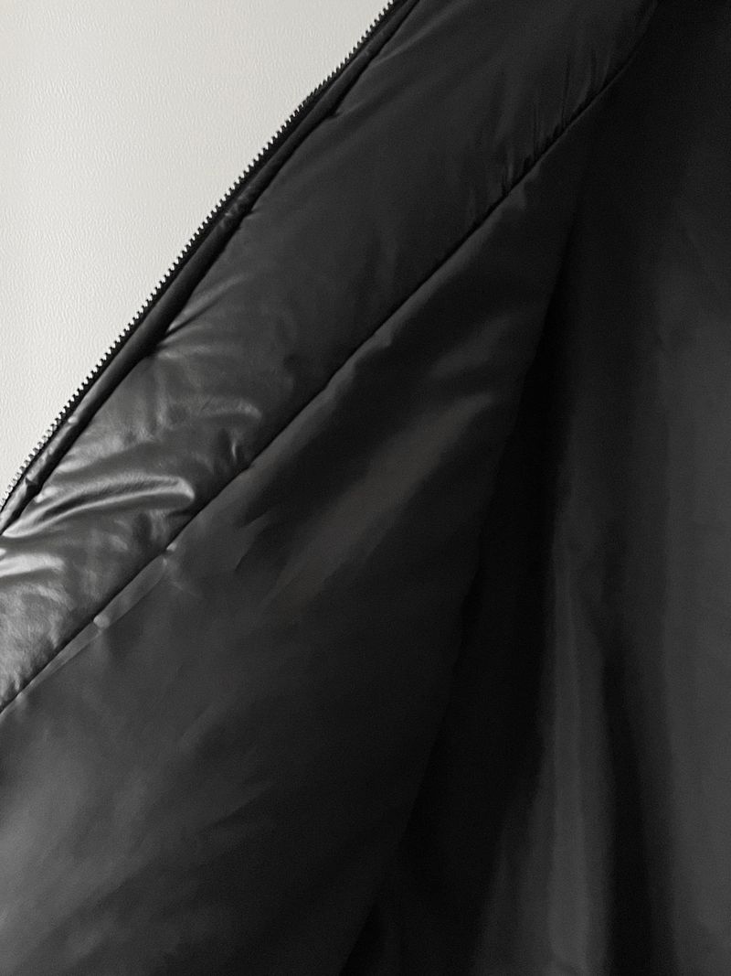 Polished high neck string padding