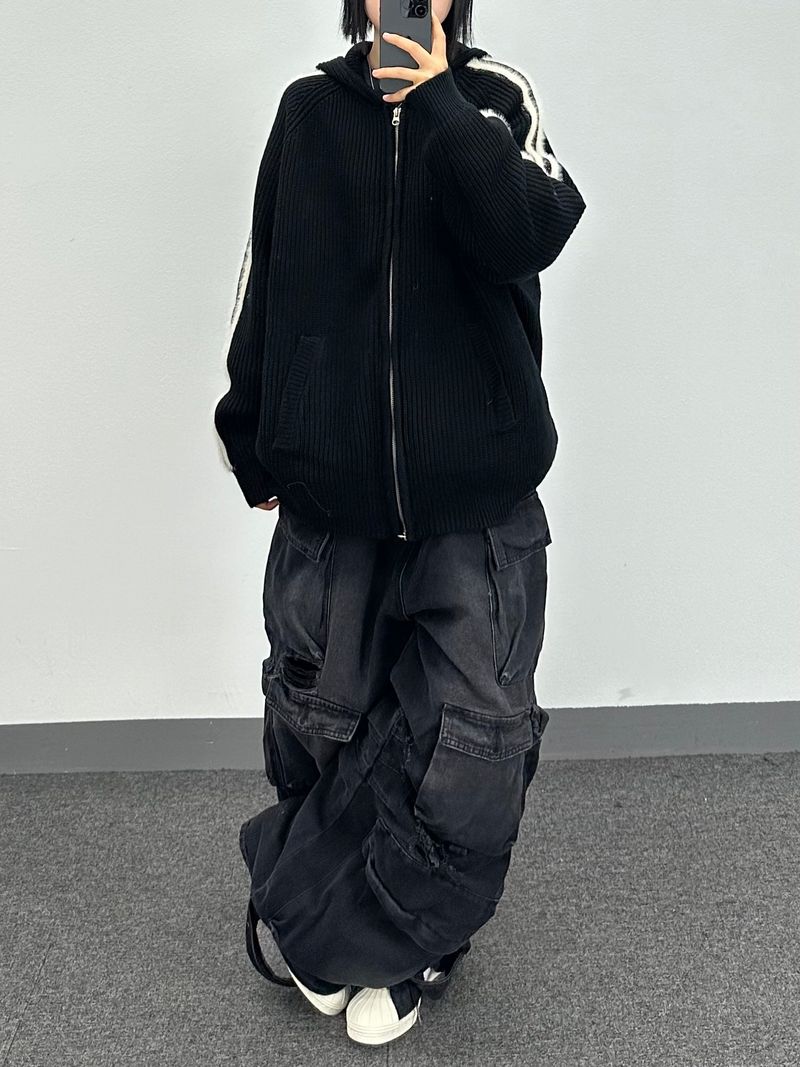 hairy line knit zip-up