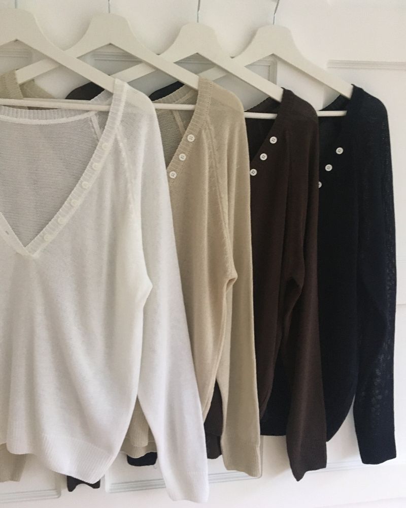 Hebun Deep V-Neck Summer Knit