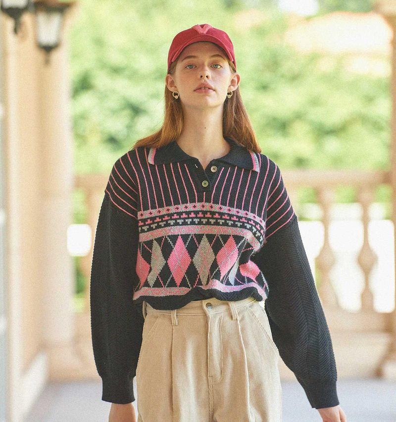Argyle Knit Pullover (Black)
