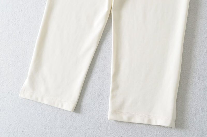 Zena Minimal Capri Pants