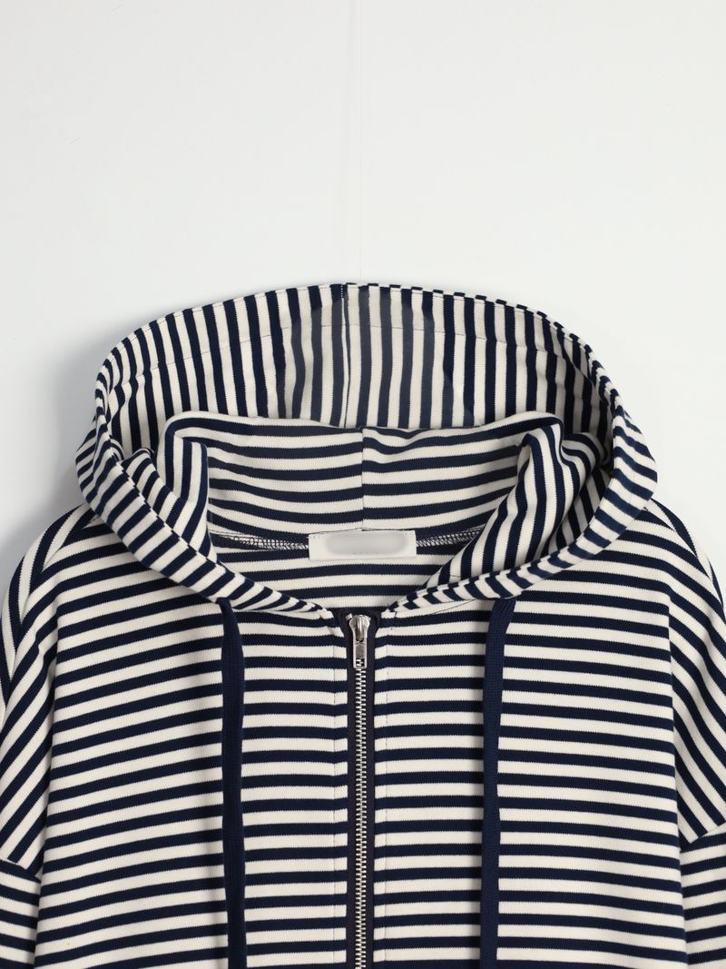 May hood zip-up