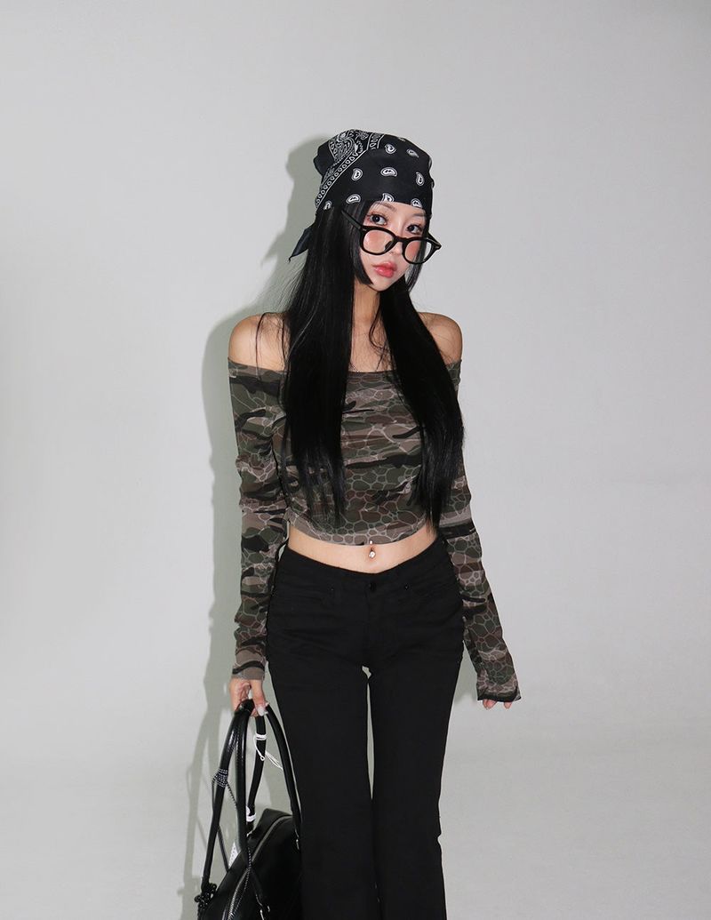 Pelvic Shirring Low-rise Bootcut Pants